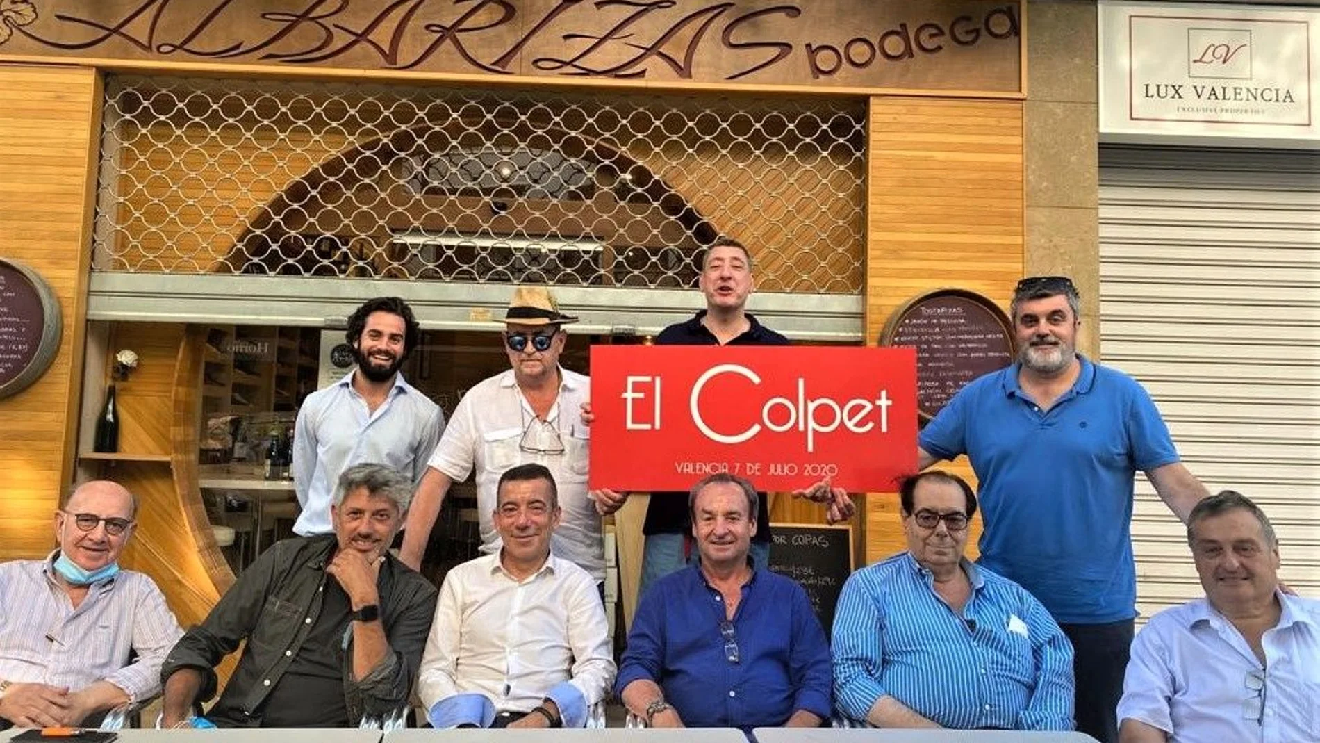 Aunque no todo lo explica la amistad de los socios, nada se justifica sin ella