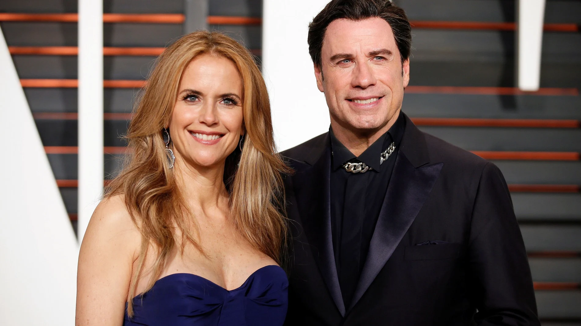 FILE PHOTO: Kelly Preston and John Travolta arrive at the 2015 Vanity Fair Oscar Party in Beverly Hills