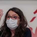 La vicepresidenta y portavoz del Consell, Mónica Oltra, durante la rueda de prensa posterior a la sesión plenaria semanal del Gobierno de la Generalitat.