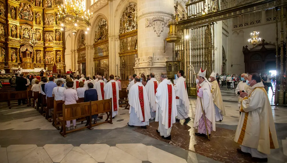 Misa solemne por la dedicación de la Catedral en su 799 aniversario, con acompañamiento musical de la OSBu