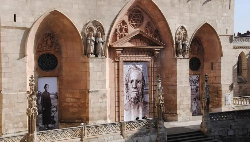 Portada de Santa María donde se ubicarán las nuevas puertas