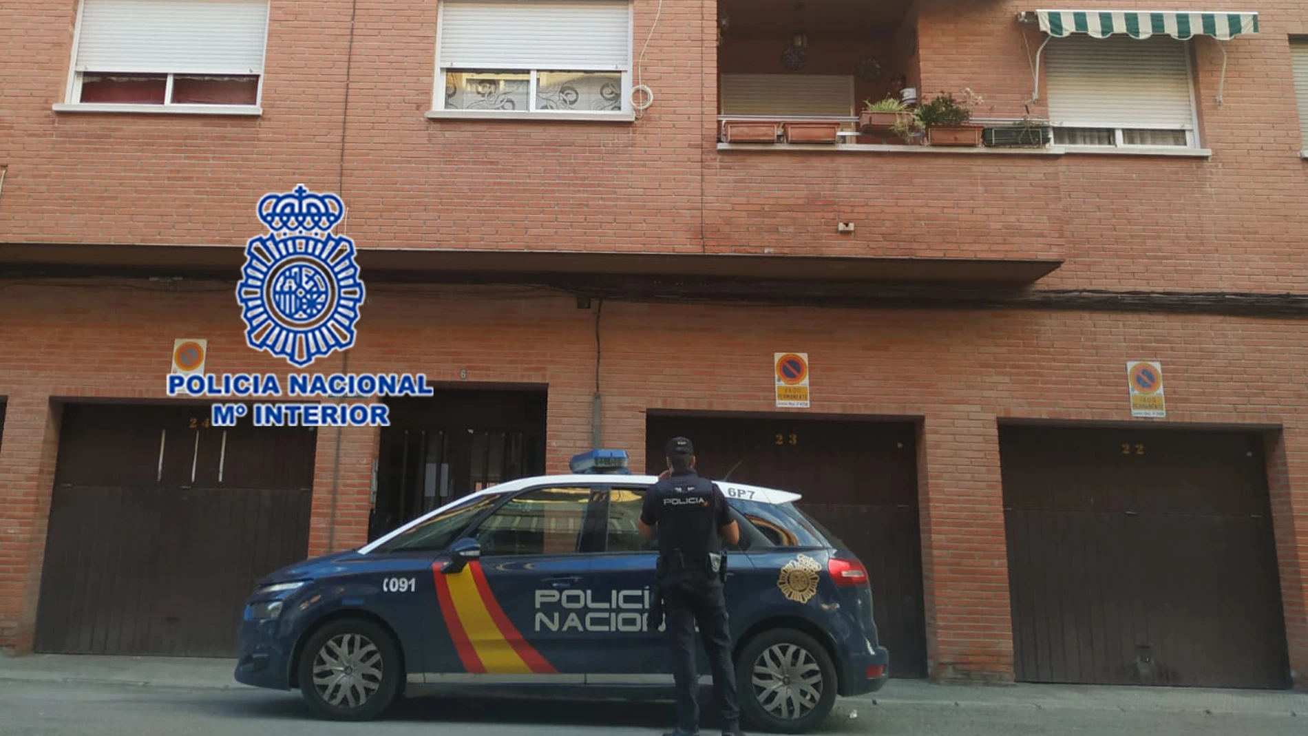 La Policía Nacional ha detenido a un hombre que se coló en el domicilio de su ex pareja y la amenazó de gravedad