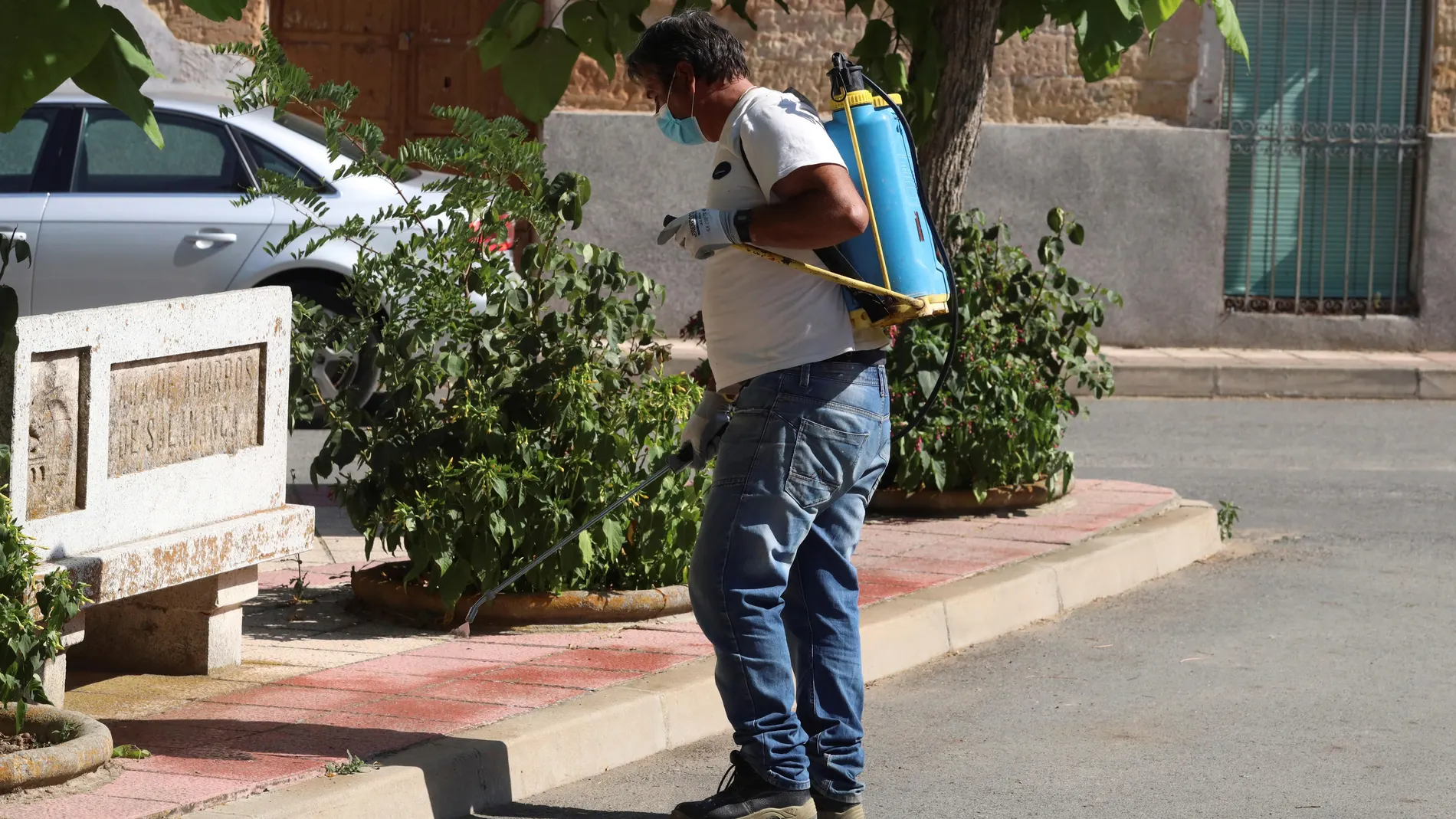 Un pueblo de Salamanca cierra bares y residencias ante dos positivos de covid