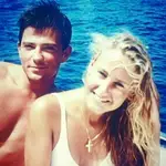 Una jovencísima Carla Royo-Villanova y su por entonces novio, Kubrat de Bulgaria, disfrutando de sus vacaciones en Santoña durante el año 1989