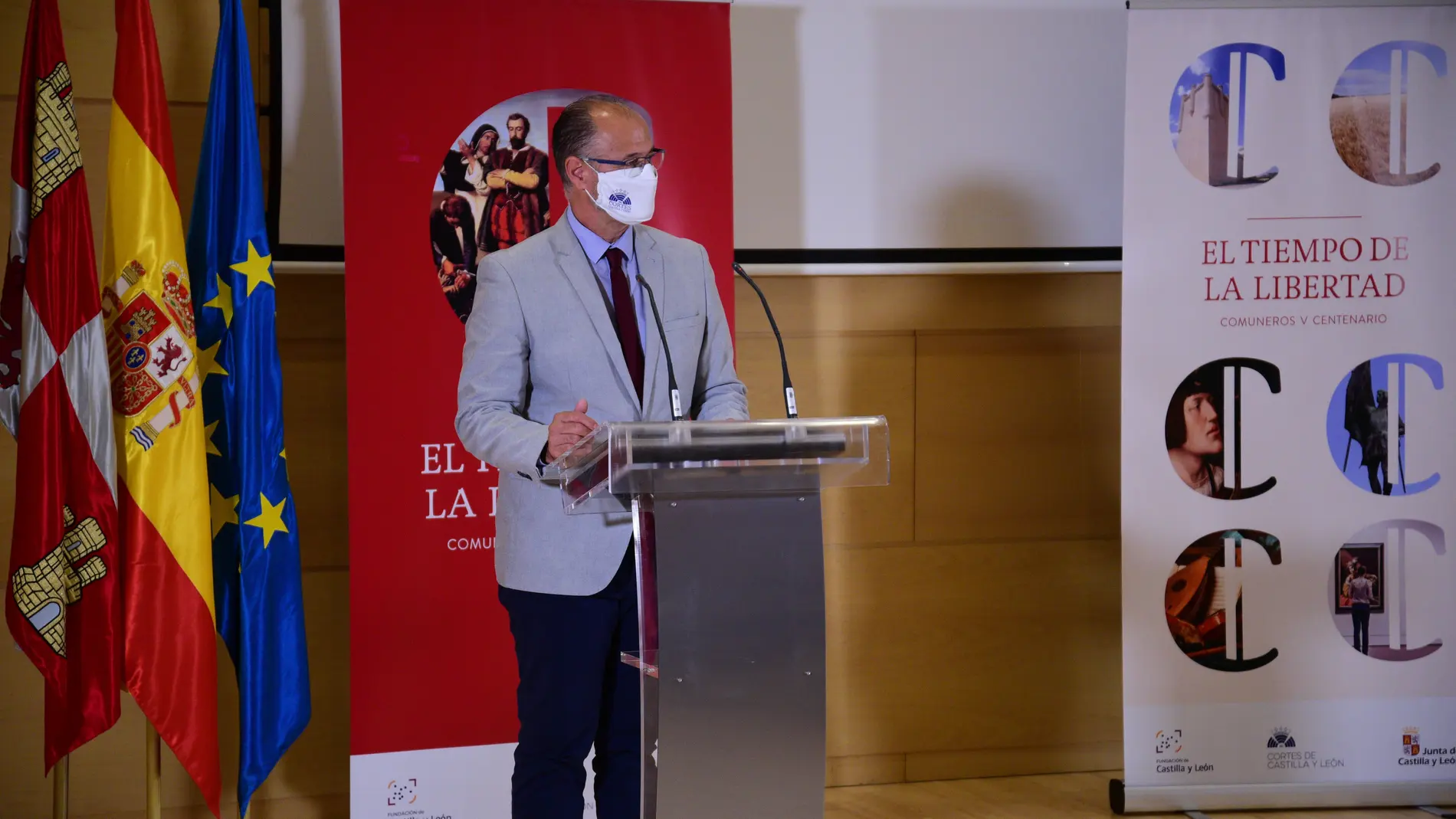 El presidente de las Cortes, Luis Fuentes, presenta las primeras actividades para conmemorar el V Centenario de la Batalla de Villalar