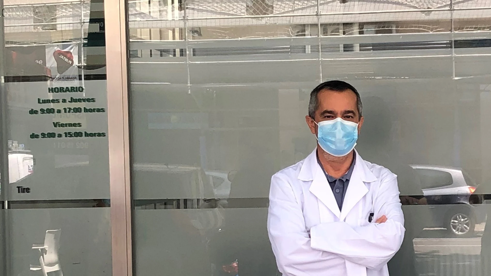 Eduardo Nagore, jefe clínico del Servicio de Dermatología del Instituto Valenciano de Oncología (IVO)