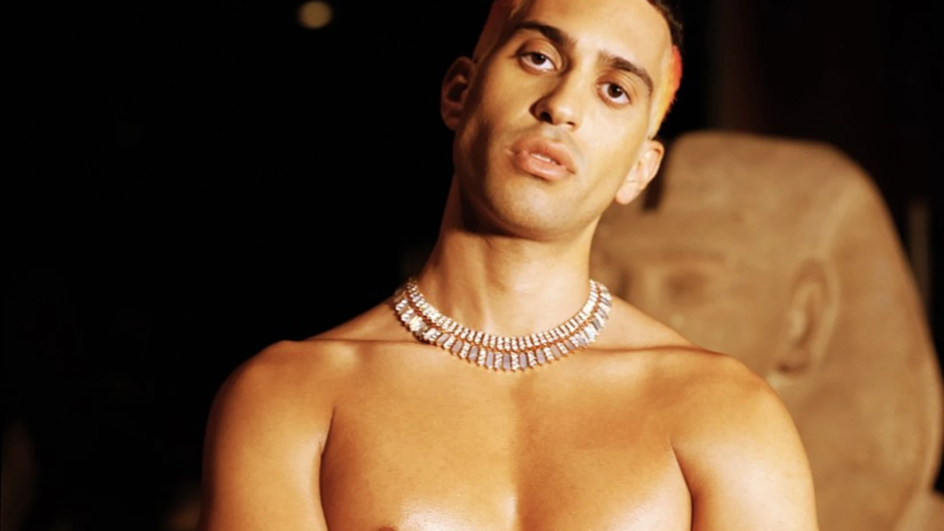 Mahmood nos presenta su nuevo sinlgle 'Dorado'.