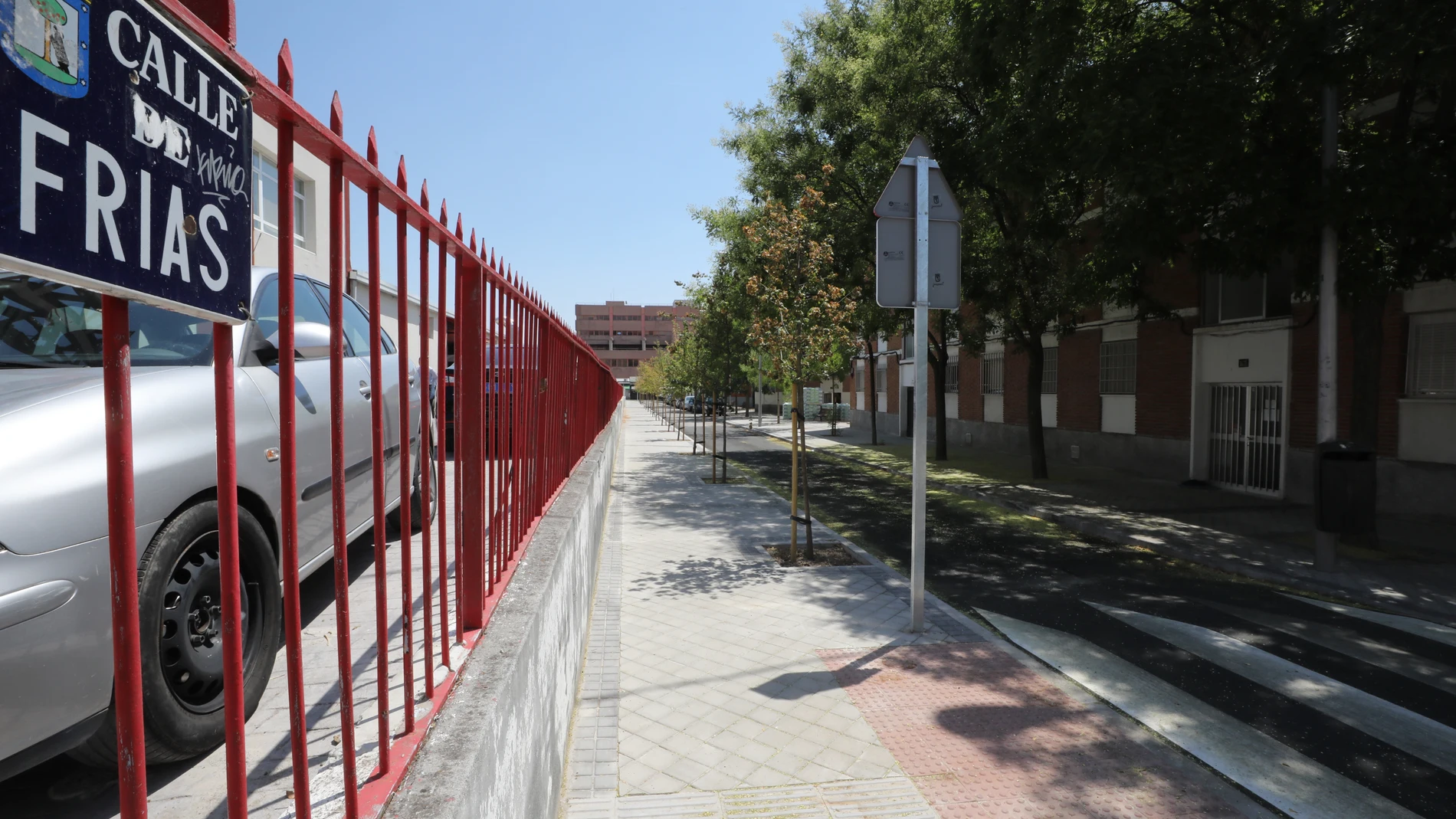 La calle Frías ha sido uno de las zonas que ha visto mejorado el funcionamiento de su tráfico peatonal