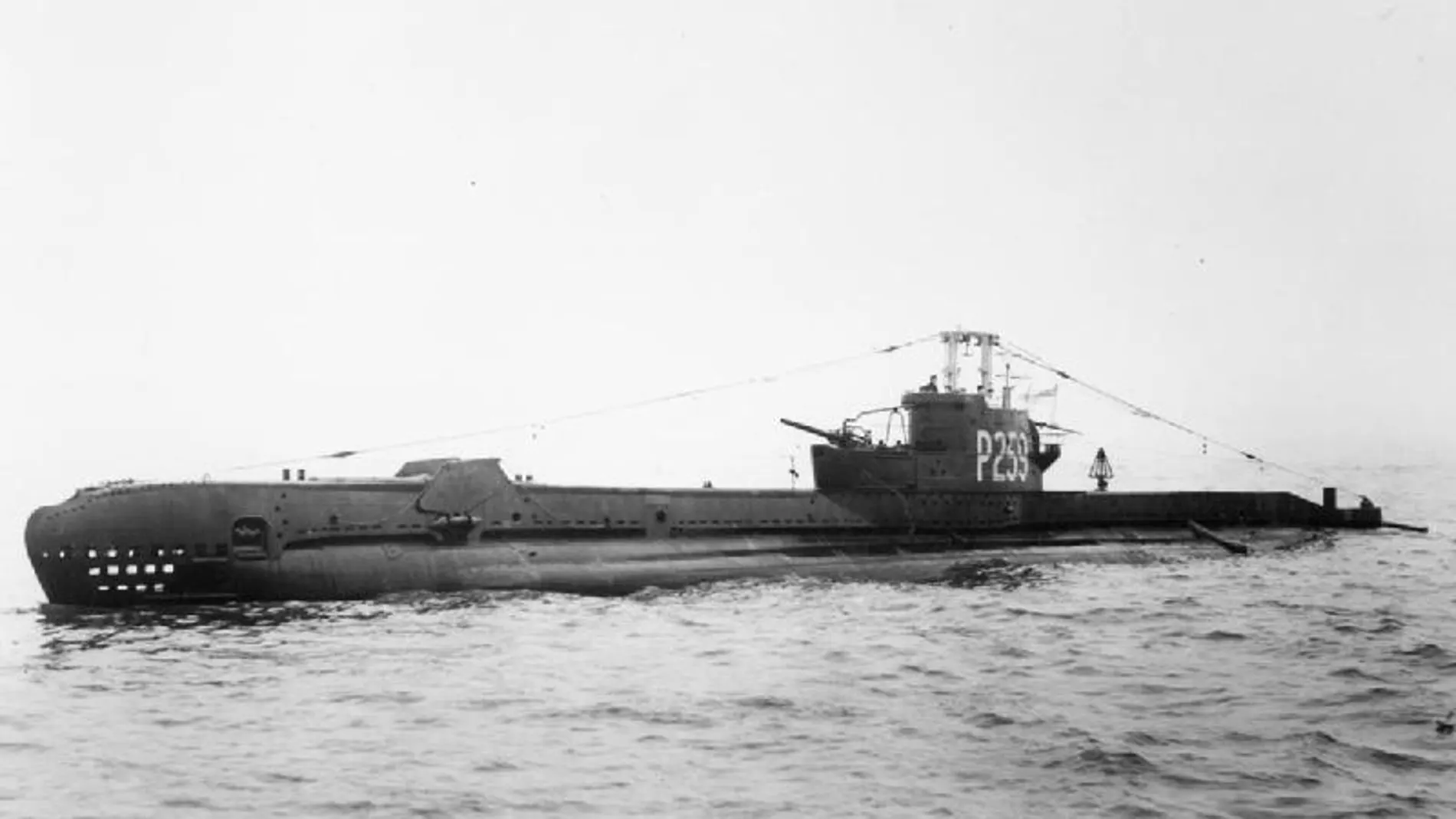 El HMS Sidon, en 1944, un submarino hundido por una fuga de agua oxigenada en uno de sus torpedos.