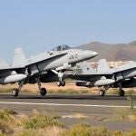 Dos F-18 despegan de la base aérea de Gando en Gran Canaria