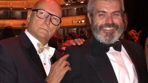 Carlos García Calvo junto a Lorenzo Caprile