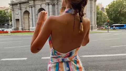 Mery Turiel con mono de Revolve.