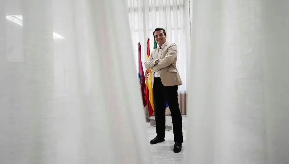 El alcalde de Córdoba, José María Bellido. EFE /Rafa Alcaide