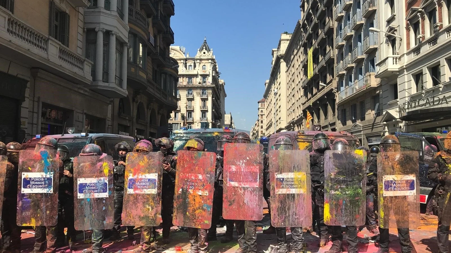 Cinturón de seguridad de los Mossos en la manifestación del sindicato Jusapol