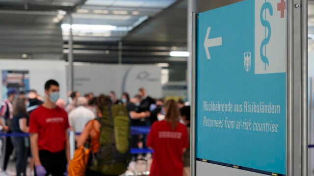 Centro para hacerse las pruebas PCR en el aeropuerto de Fráncfurt a los viajeros procedentes de países no seguros