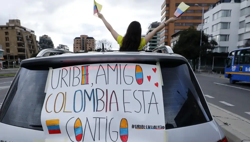 Manifestación a favor del ex presidente Alvaro Uribe en Bogotá