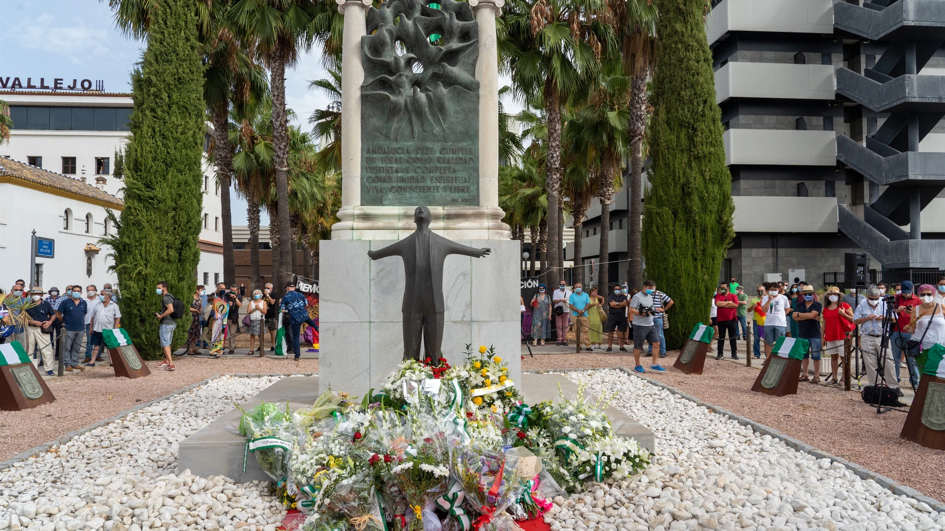 Los partidos andaluces salvo Vox recuerdan el asesinato de Blas Infante con alusiones a su legado y la memoria histórica