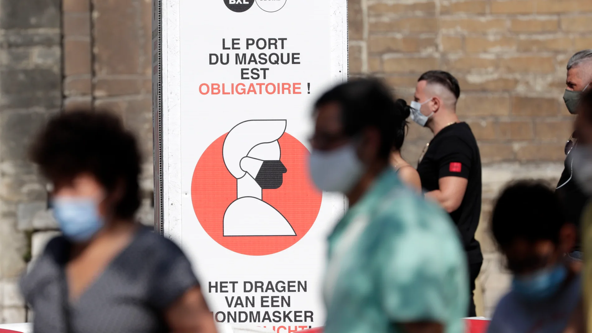 Facemasks become mandatory in Brussels region, regional authorities announced amid surge in coronavirus infections
