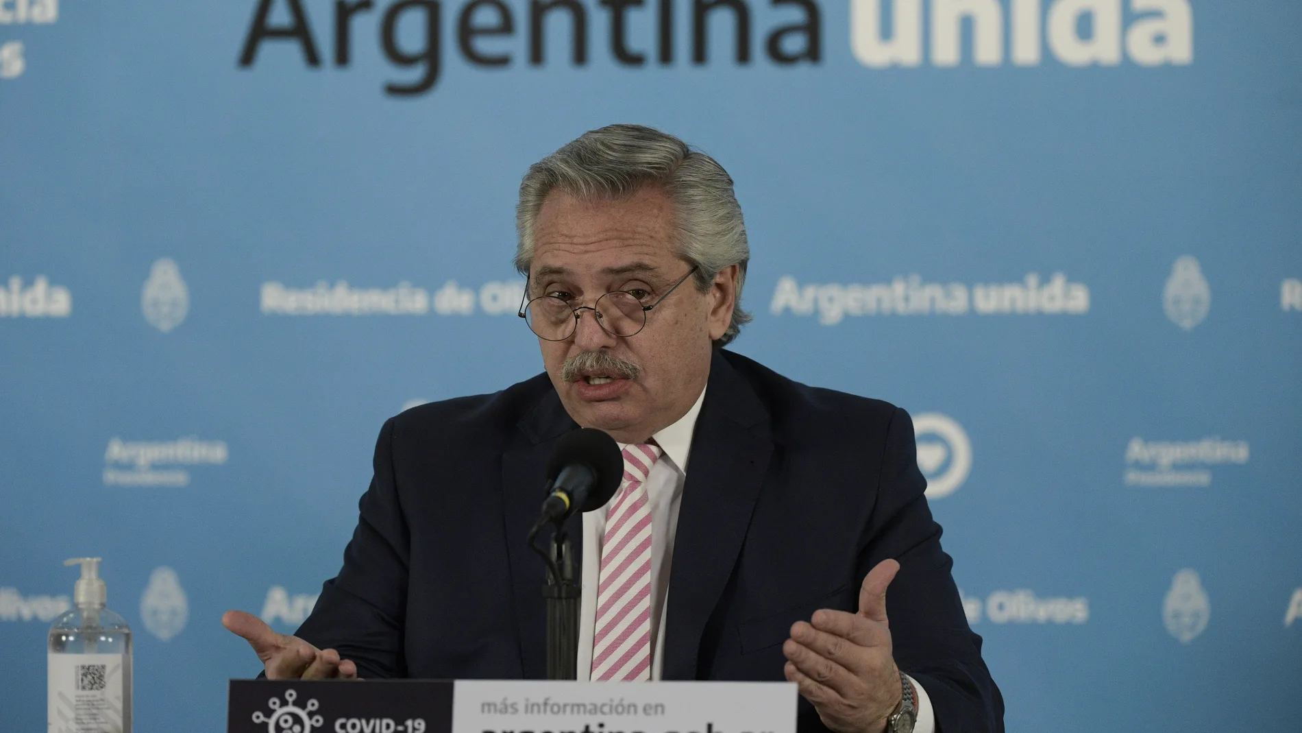 El presidente de Argentina, Alberto Fernández, durante una conferencia de prensa este miércoles en la Casa Presidencial Los Olivos