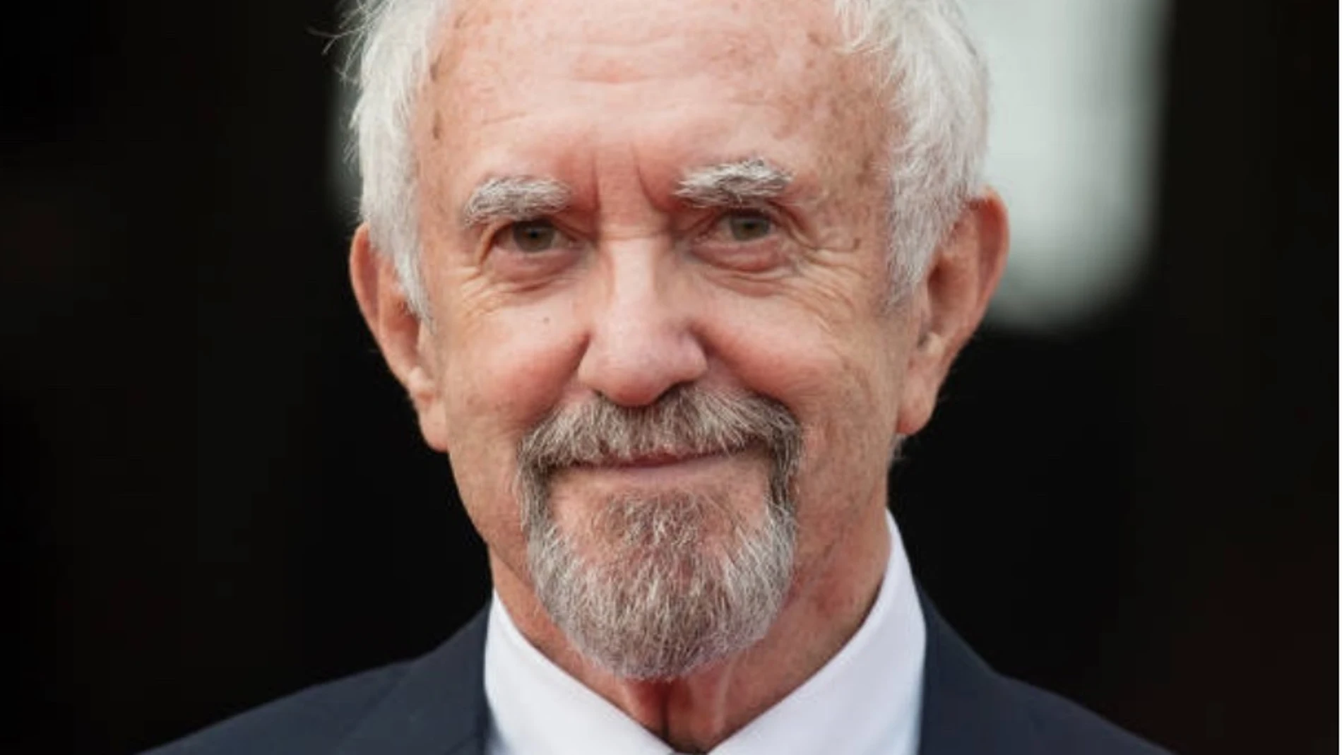 Jonathan Pryce será el Príncipe Felipe