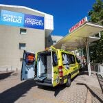 Vista de una ambulancia hoy en el hospital Santos Reyes de Arada de Duero
