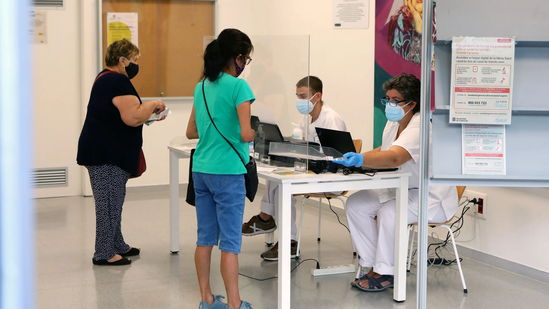 Barcelona comenzó ayer los cribados masivos: hará 800 PCR durante todo el fin de semana