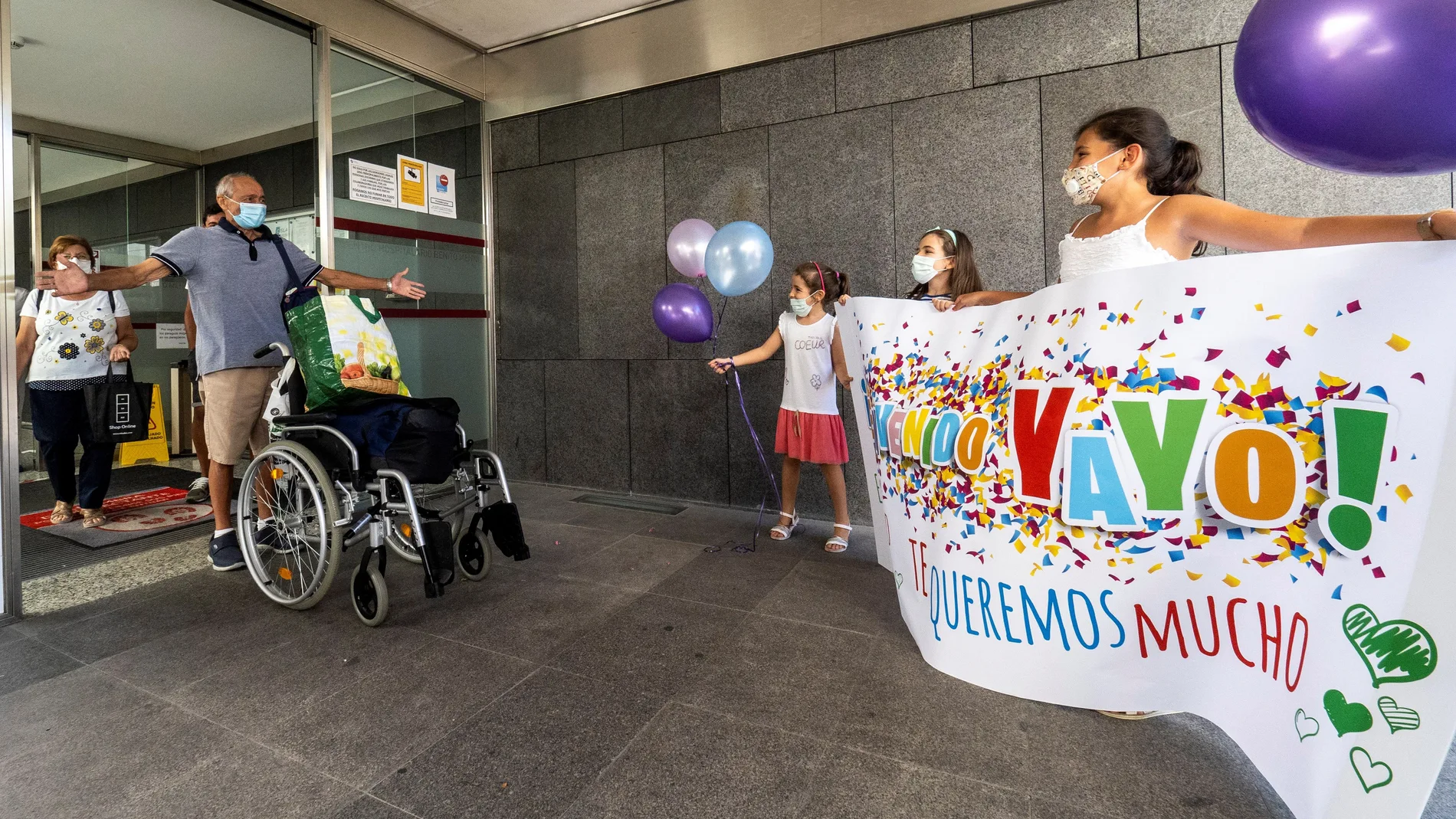 Un paciente en Valladolid recibe alta tras 150 días hospitalizado