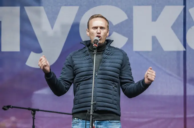 Alexei Navalni sale del coma y responde cuando se le habla