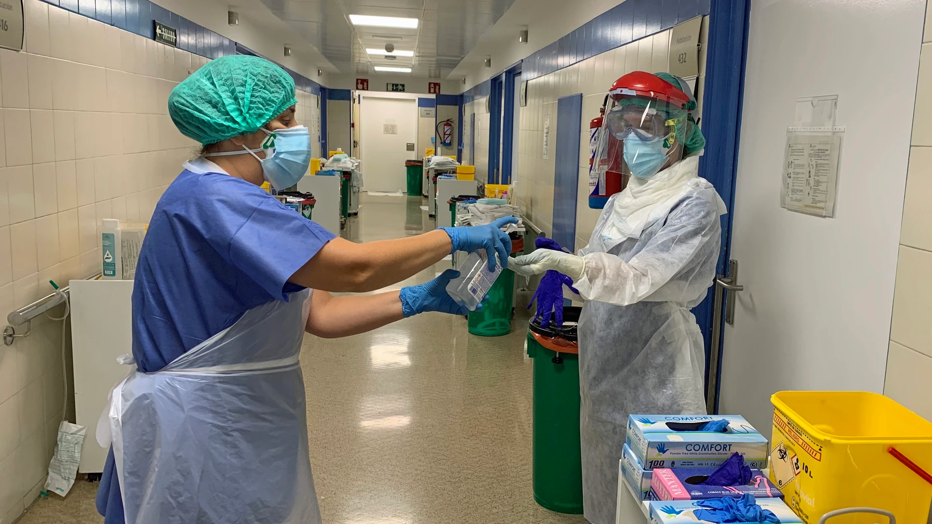 Málaga.- Coronavirus.- El Hospital Regional actualiza el protocolo de ingreso de pacientes con COVID-19