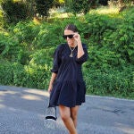 Paula Echevarría y el vestido LBD de Lefties que vas a poder comprar en su tienda online.