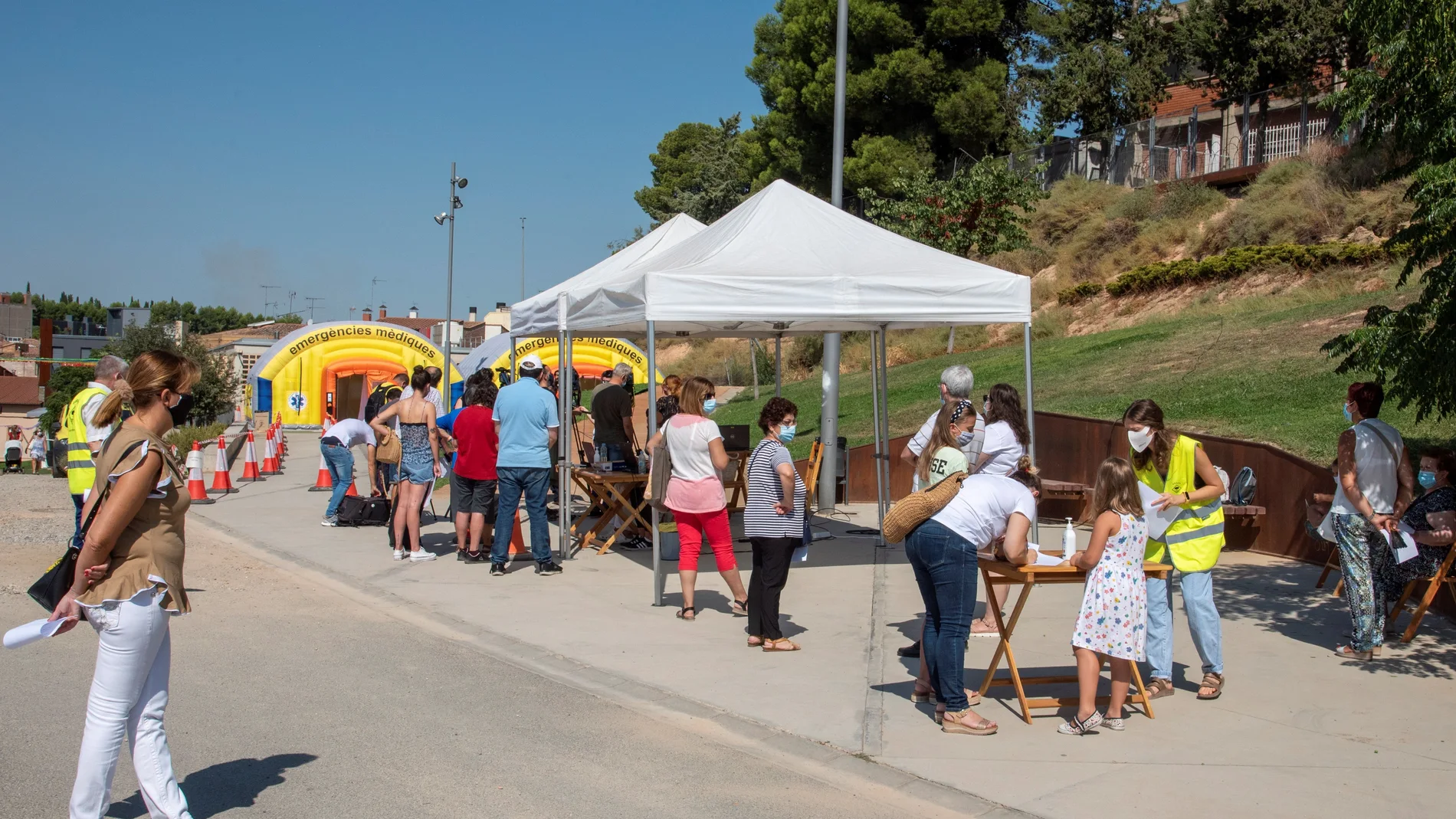 Comienzan los cribados masivos de PCR en Alcarràs (Lleida)