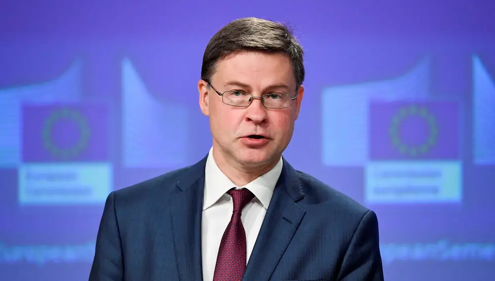 El vicepresidente y nuevo comisario, el ex primer ministro letón, Valdis Dombrovski