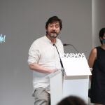 El diputado de Podemos Rafael Mayoral y la diputada de la formación en la Asamblea de Madrid Isa Serra ofrecen una rueda de prensa este viernes en la sede del partido en Madrid