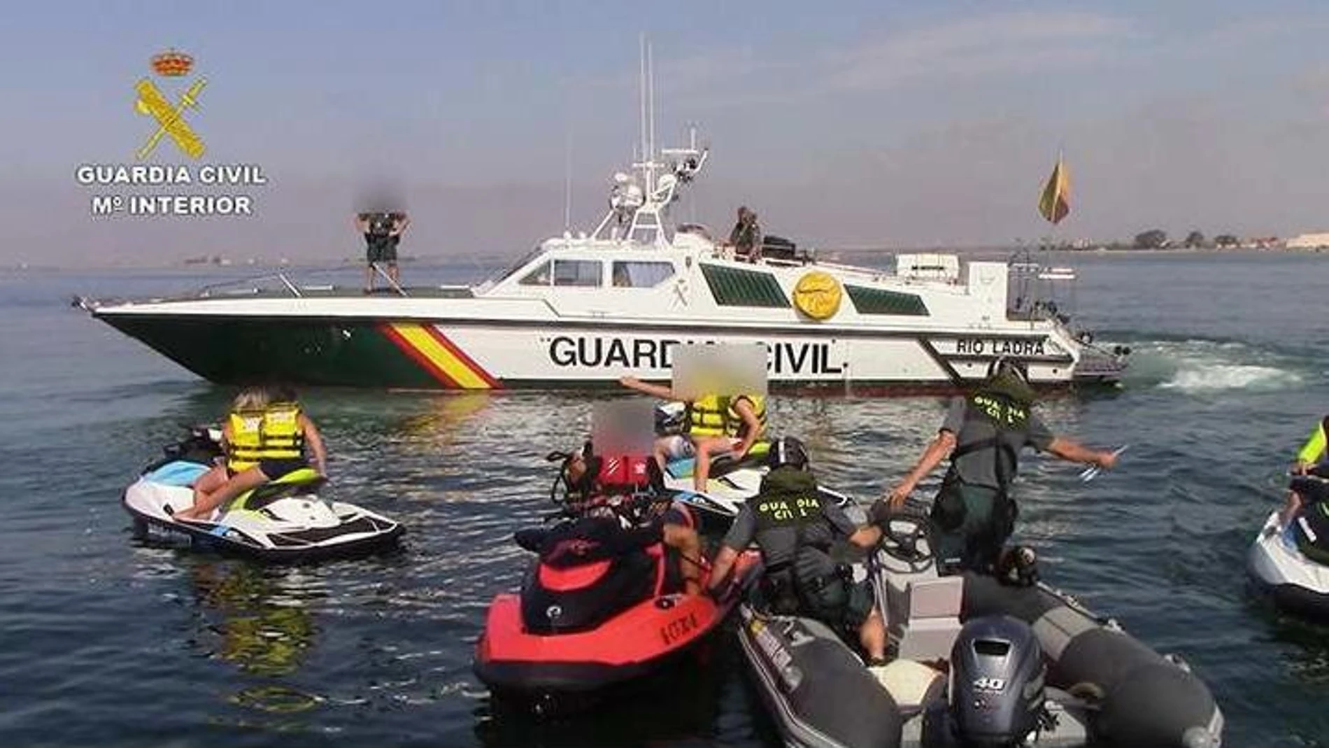 Almería.- Guardia Civil realiza 48 denuncias tras 87 inspecciones a embarcaciones de recreo y motos acuáticas
