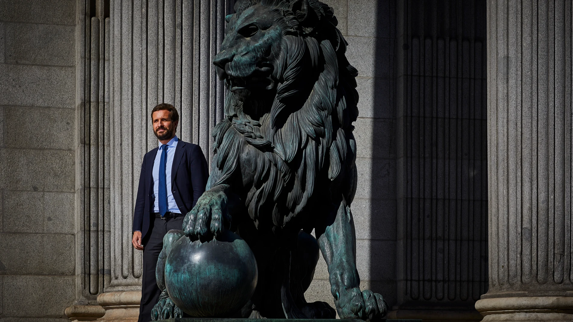 Sólo Casado sube, sólo Iglesias baja
