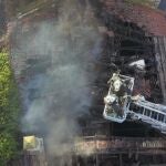 Las cámaras de los drones permiten saber dónde es necesario verter agua cuando el humo no deja ver o comprobar el estado de una cubierta antes de entrar los bomberos