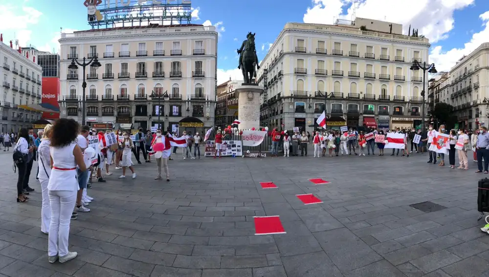 Manifestación en la Puerta del Sol por unas elecciones libres en Bielorrusia