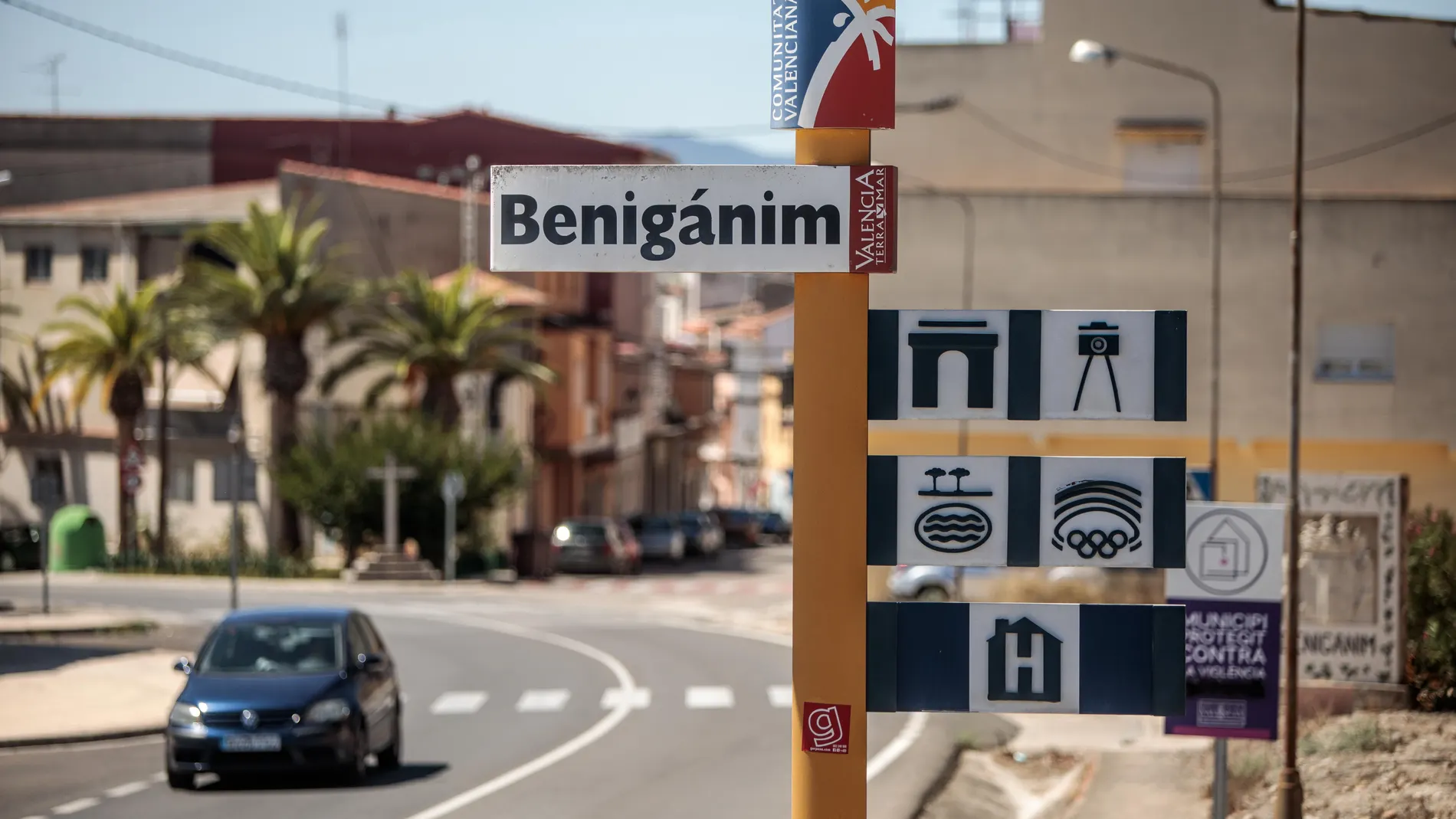 Vista general de la entrada a la localidad valenciana de Benigànim, donde Sanidad ha decidido confinar a su población durante 14 días ante el incremento de casos de Covid-19