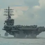 El portaaviones USS Ronald Reagan, con base en Japón