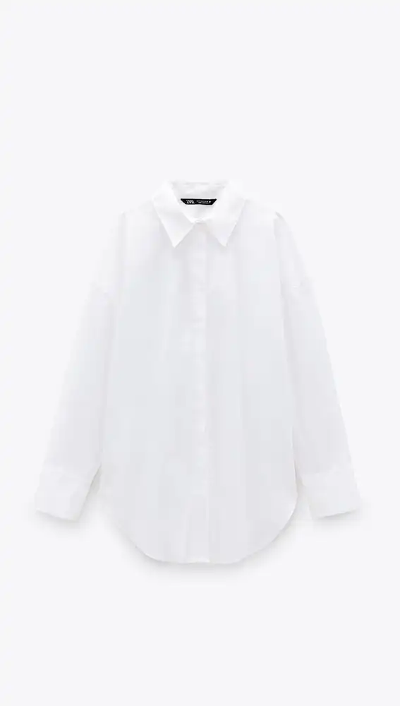 Camisa blanca.