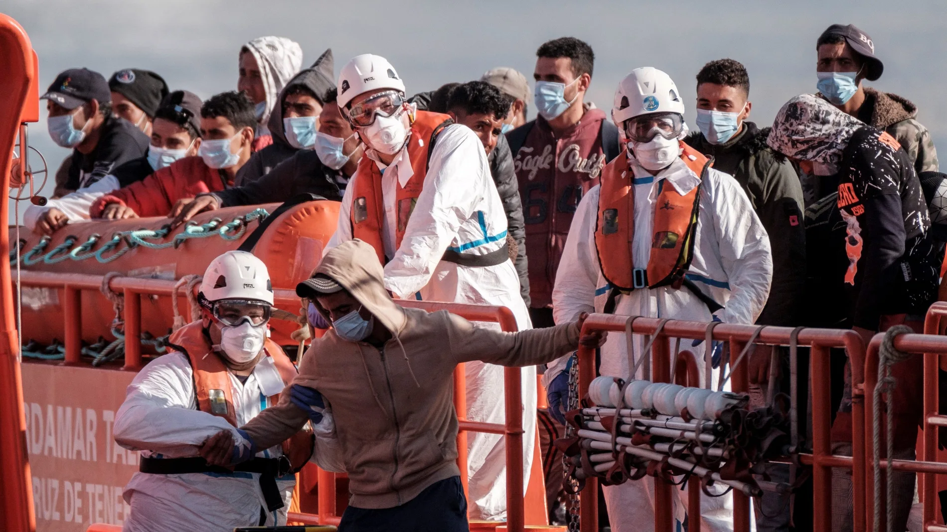 Salvamento rescata tres pateras al sur de Gran Canaria con 58 personas