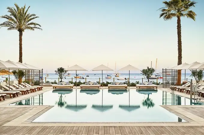 Así es Nobu Hotel Ibiza Bay, el hotel de lujo de Robert De Niro 