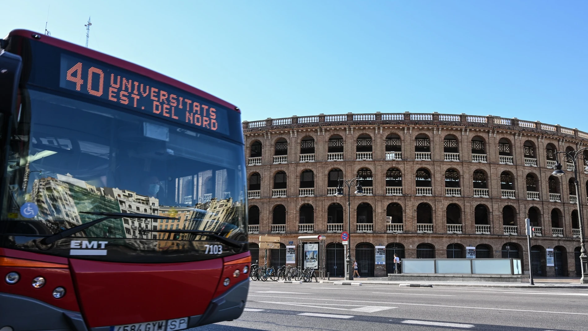 Valencia.- EMT refuerza el servicio de autobuses en un 30% a partir del lunes por el inicio de clases