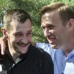 Los hermanos Navalny. Oleg, en el lado izquierdo, Alekséi a la derecha
