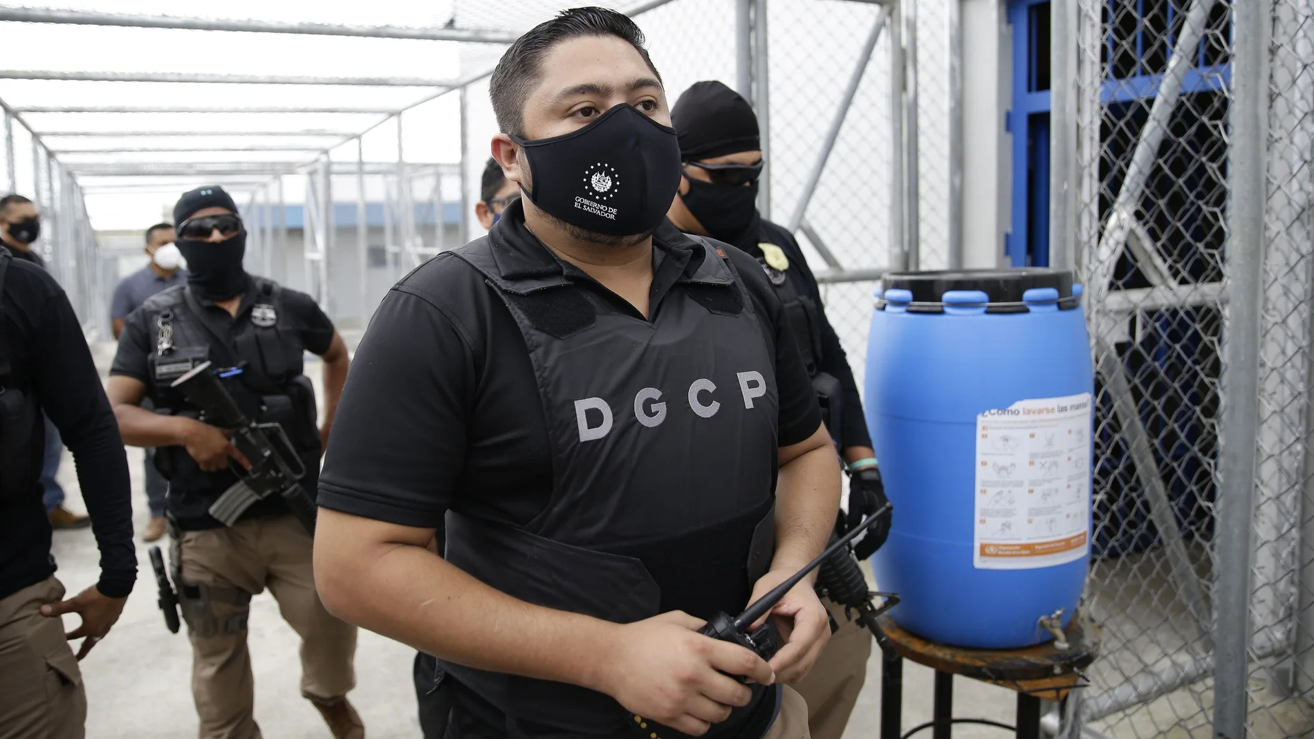 Pandillas, ¿el poder tras el milagroso descenso de homicidios en El Salvador?
