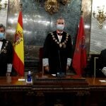 El Rey Felipe VI, junto al presidente del CGPJ, Carlos Lesmes