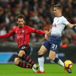 Juan Foyth con el Tottenham.