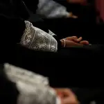 Detalle de las puntillas de la toga de uno de los magistrados asistentes al acto de inauguración del año judicial 2020