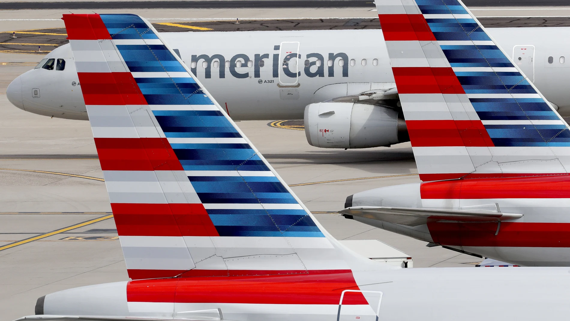 American Airlines reducirá en 40.000 trabajadores su plantilla