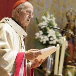 El cardenal arzobispo de Valladolid, Ricardo Blázque, durante la homilía en honor a la Virgen de San Lorenzo